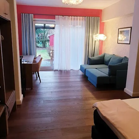 Monopol Boutique Hotel 3*