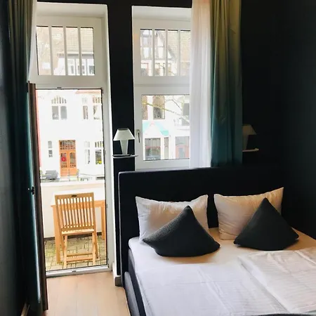 Monopol Boutique