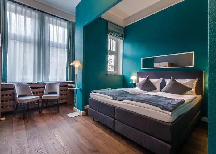 Monopol Boutique 3* Бремен